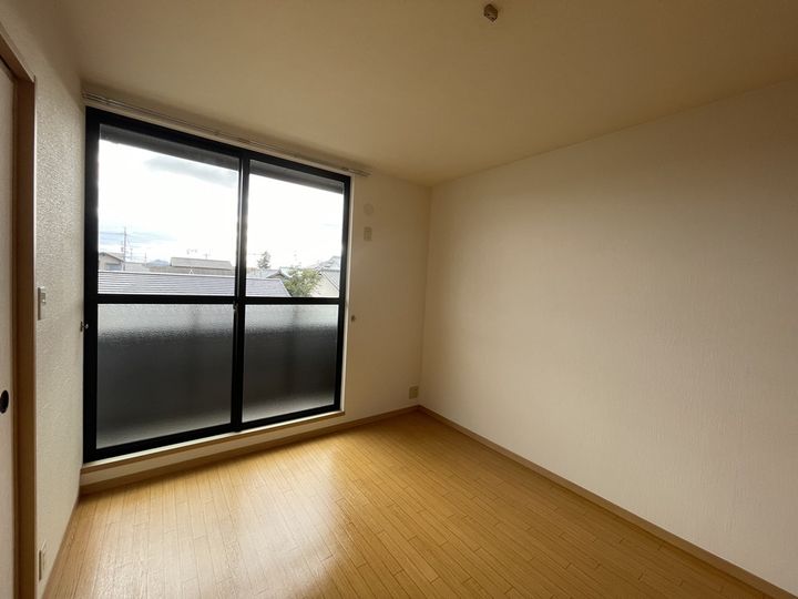 パインパレス Gの内装