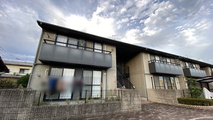 パインパレス Gの外観