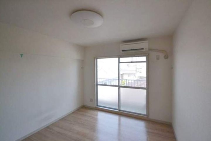 FOREVER RESIDENCE IMAⅡ A402の内装