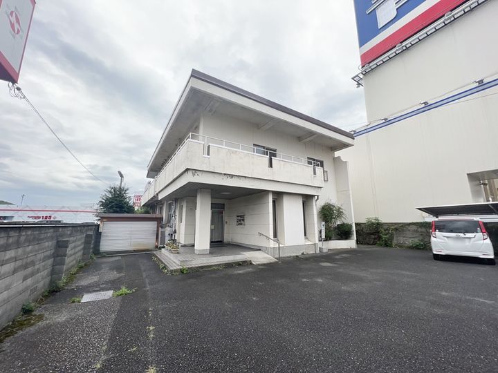 レオパレスアークハイツの周辺