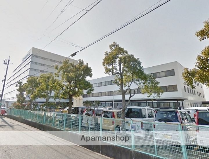 ロイヤルヒルズB棟の周辺