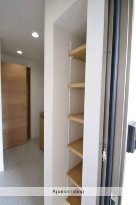 一番館瀬戸の内装