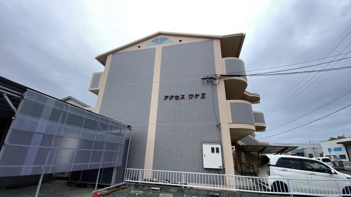 アクセスワケⅡの外観