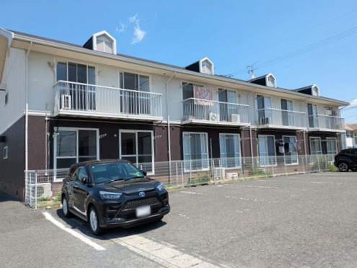 グレースタウン原 B棟の外観