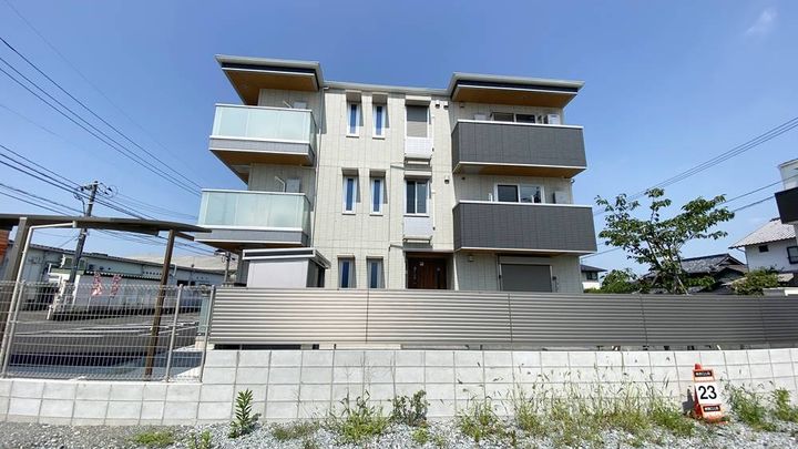 モン・サン・ブルーの外観