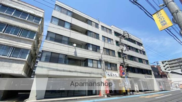 富田町共同ビル513の外観