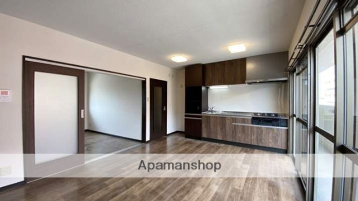 クレール学南運動公園の内装