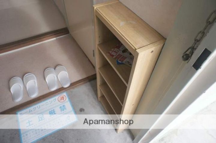 ラ・パルテール豊浜壱番館の玄関