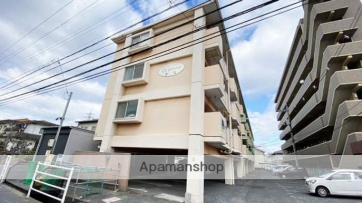 ラ・パルテール豊浜壱番館の外観