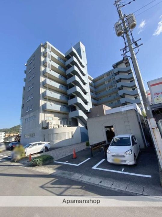 コザックスの外観