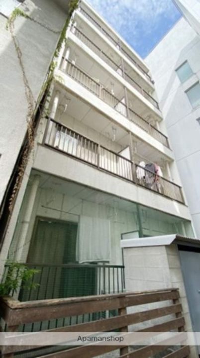 キャステル3302の外観