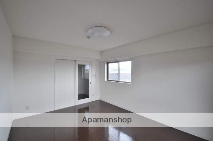 AXⅠS伊島の居間