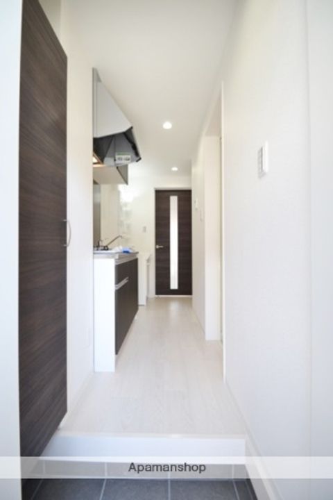 カーム広瀬町A棟の玄関