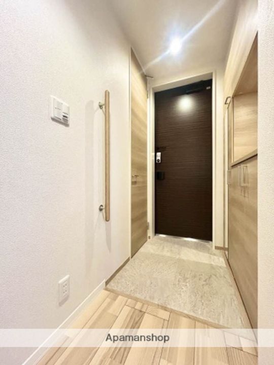 キャステルガーデンの玄関