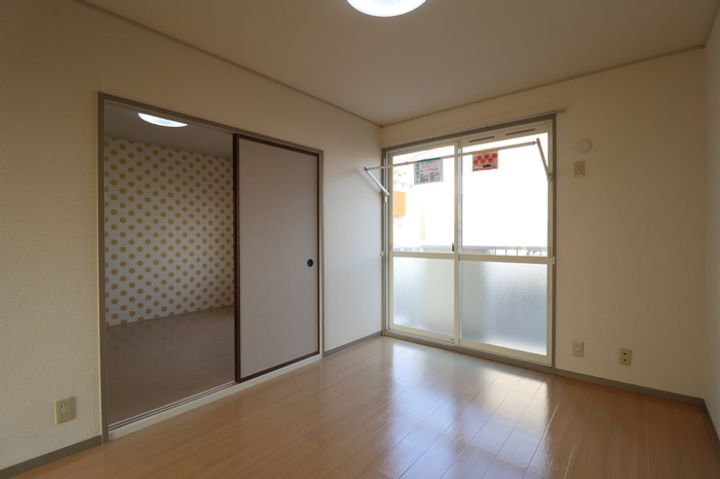 プレジール学南 A棟の内装