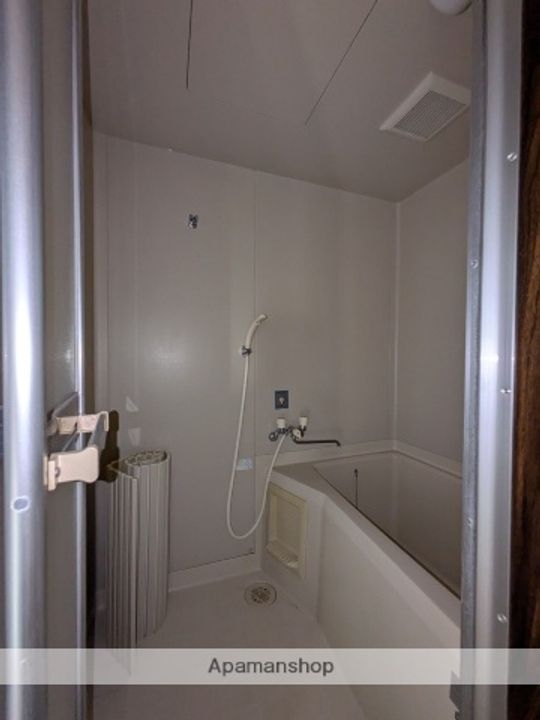 フレグランス衣笠の内装