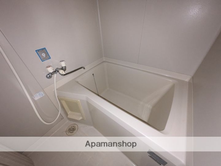 フレグランス衣笠の風呂