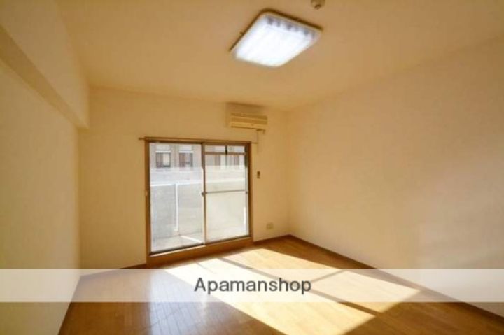 アークハイツ鹿田502の内装