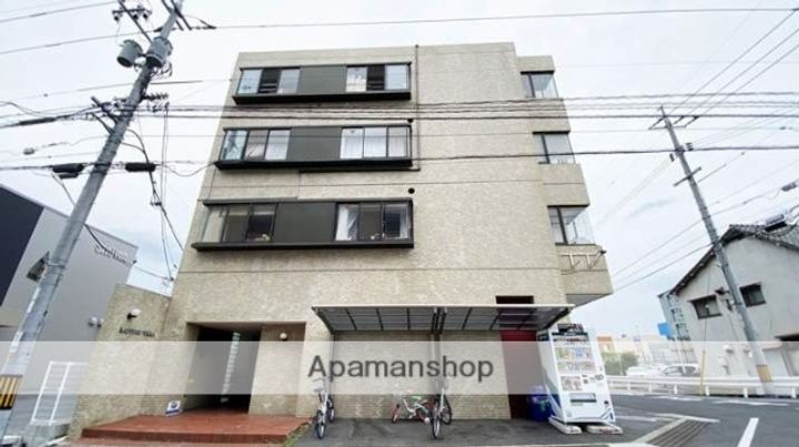 ラフィネヴィラ豊成301の外観