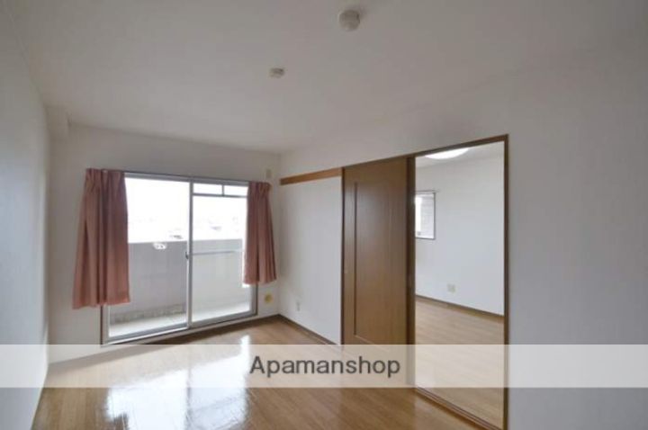 ラ・クール庭瀬403の内装