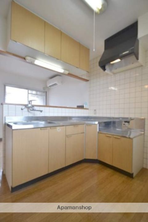 ラ・クール庭瀬403のキッチン