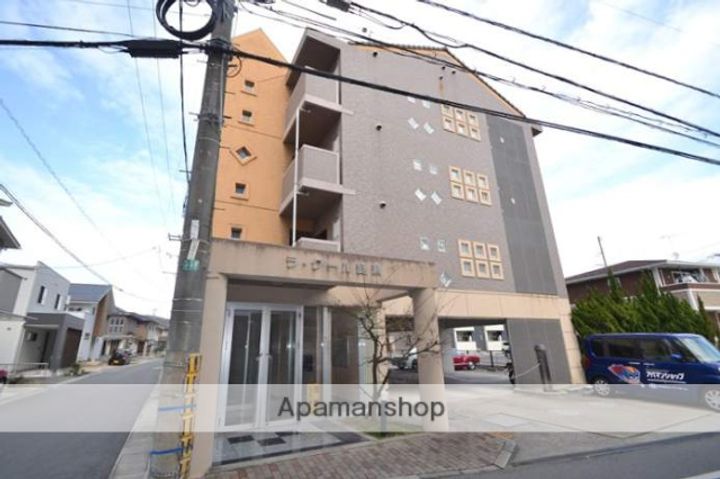 ラ・クール庭瀬403の外観