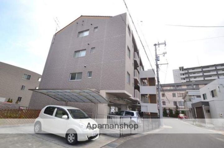 ラ・クール庭瀬403の外観