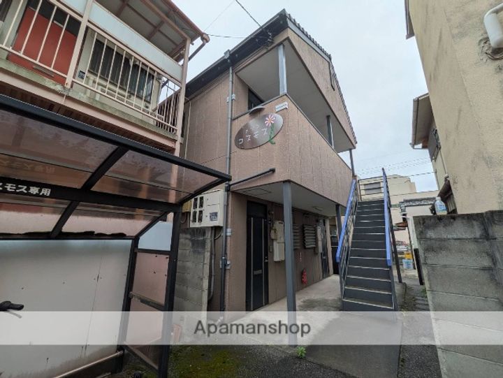 メゾンコスモス101の外観