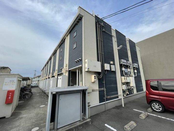 レオネクストけやき通りの外観