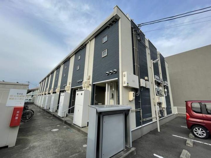 レオネクストけやき通りの外観