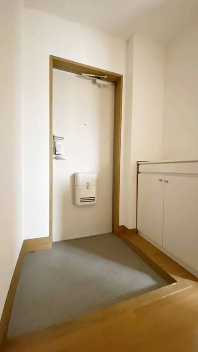 シティハイツ蘭の玄関