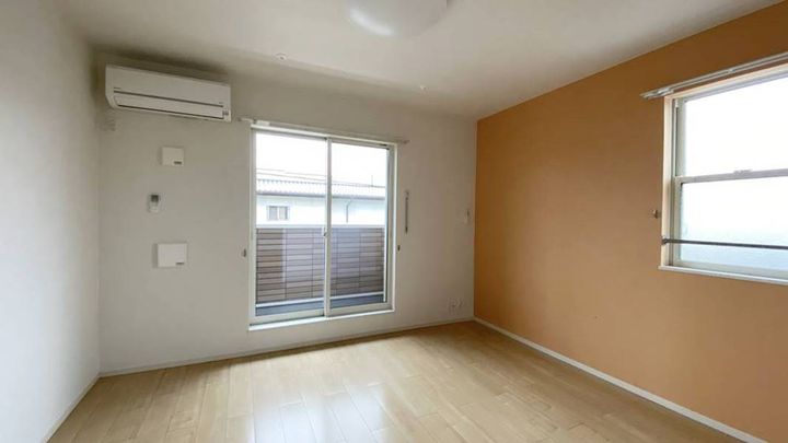 フラワー松崎の居間