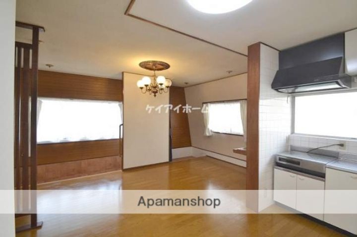 岡山県岡山市北区野田1丁目(一戸建)の賃貸物件戸建ての居間