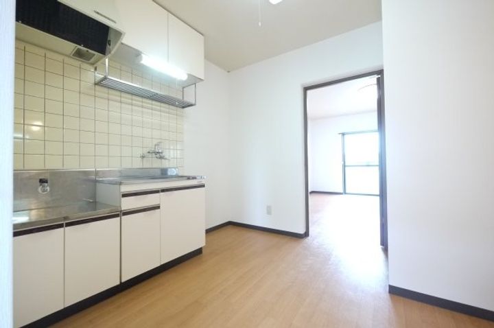 スーリール平田のキッチン