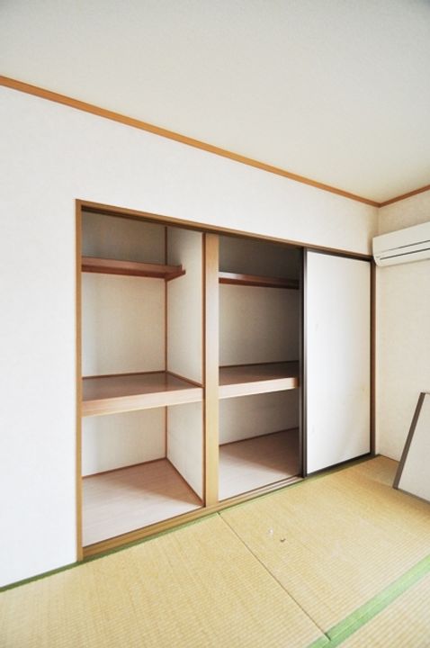 ペンテニューン203の周辺