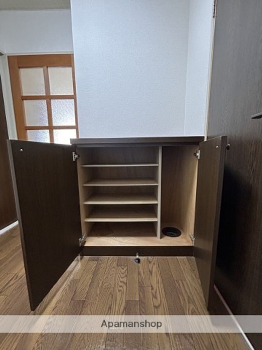 ビラペディメントのその他画像