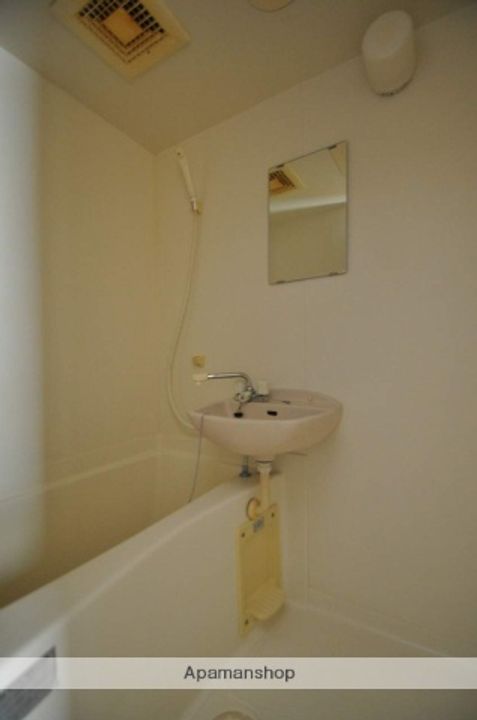 リーセント大和町105の風呂