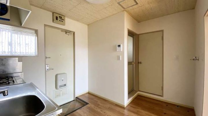 コーポ下伊福の内装