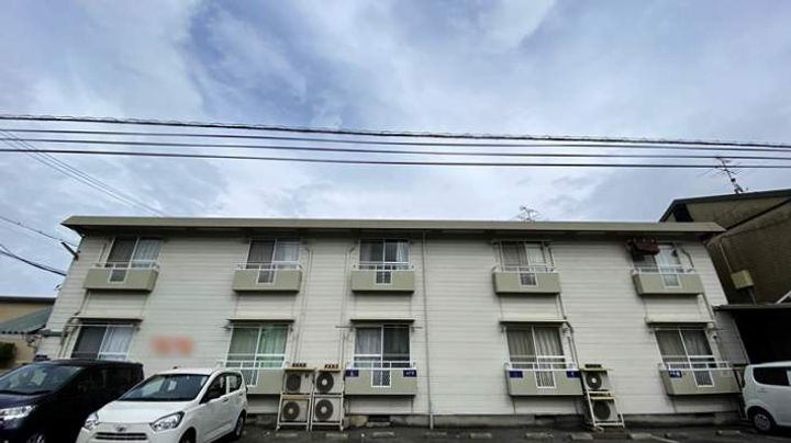 コーポ下伊福の外観