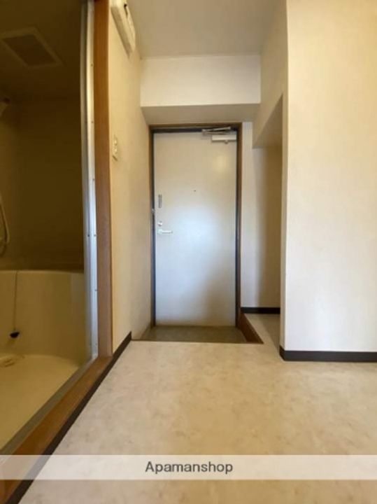 サンシャインα105の玄関