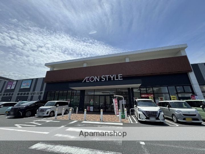 セレ グレージュの周辺