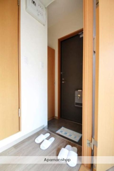 フォブール山科の玄関