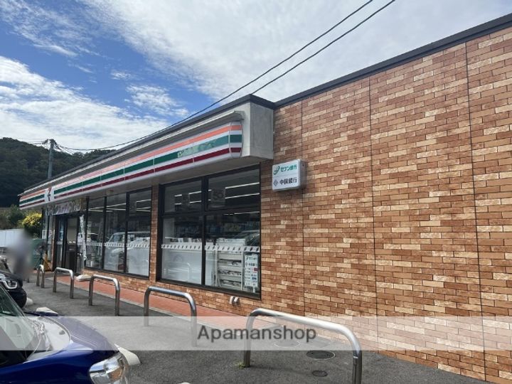 ユヤパレス101の周辺