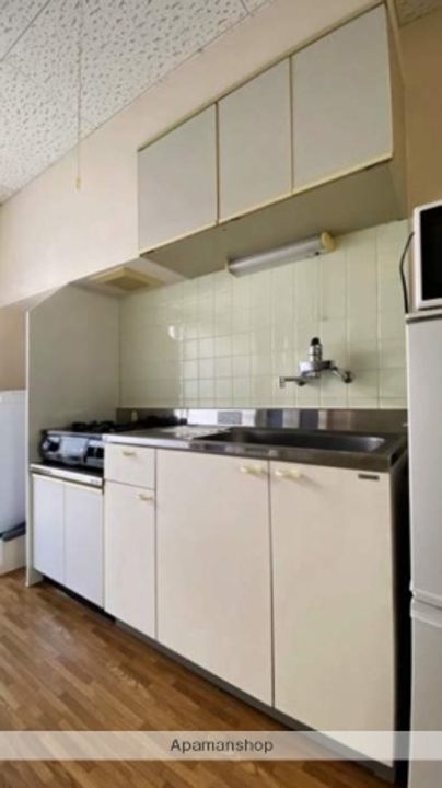 セイル94のキッチン