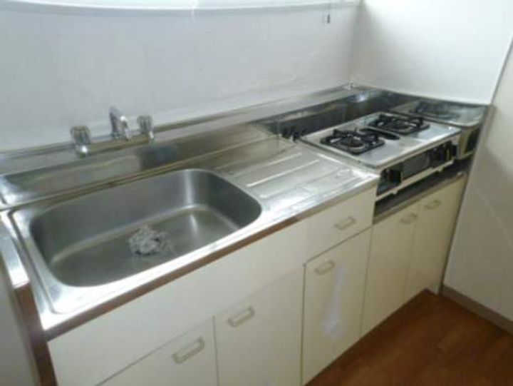 アーバンコート103のキッチン