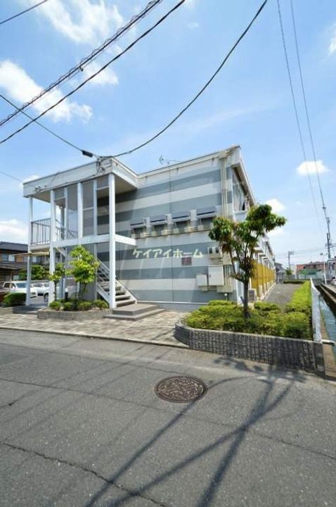 レオパレスクレール 水江の外観