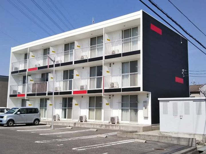 レオパレス浜野一丁目の外観