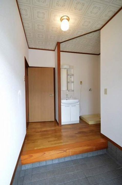 岡山県倉敷市白楽町(一戸建)の賃貸物件戸建ての玄関