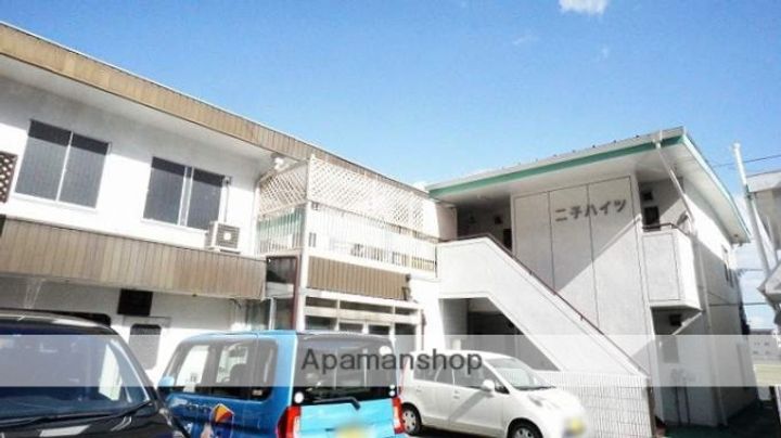 二子ハイツ105の外観