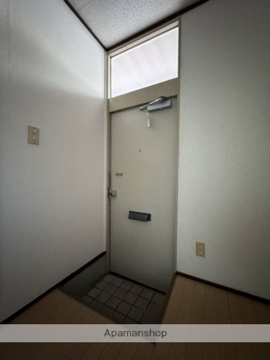 野田マンション C棟13の玄関